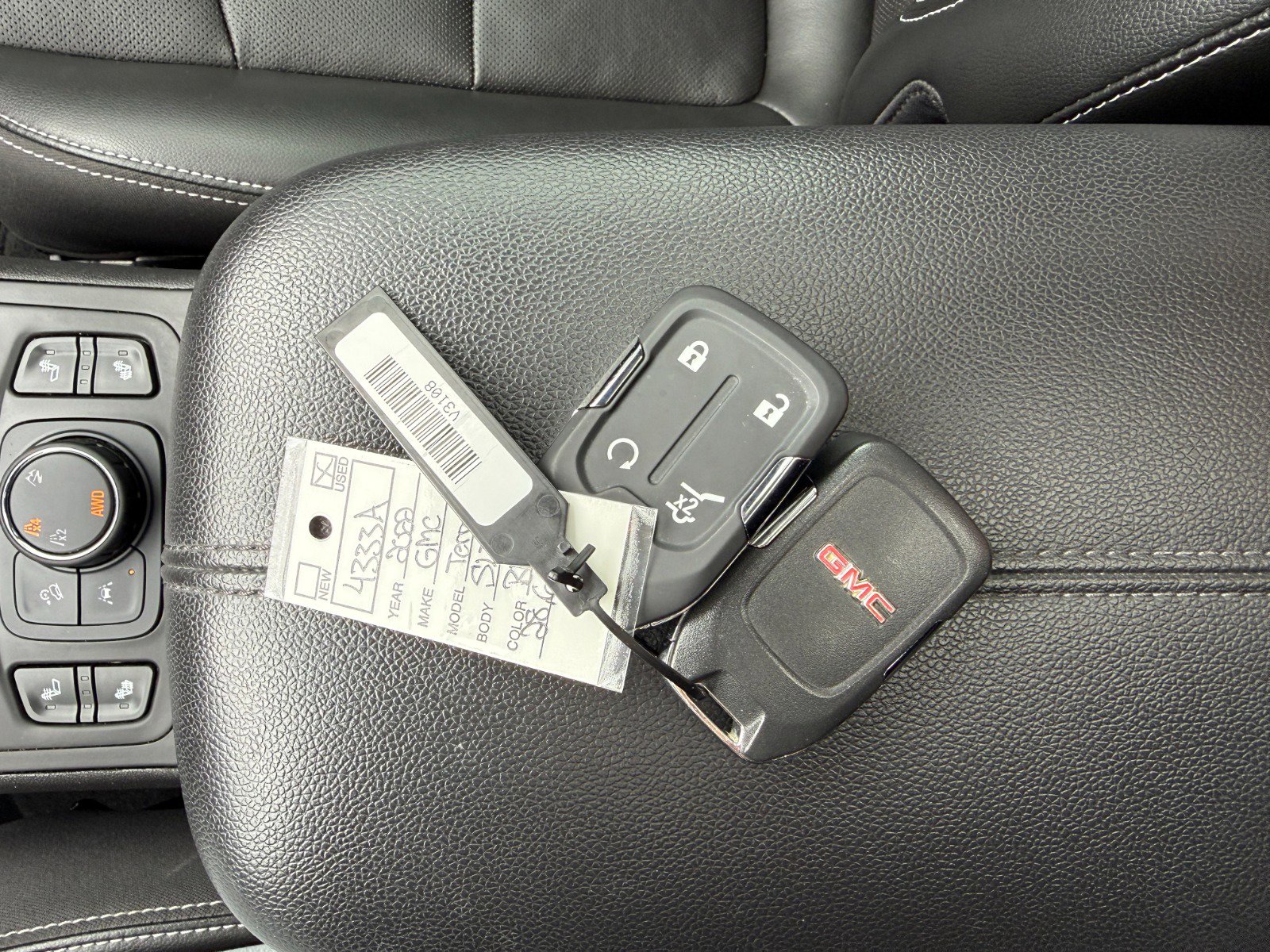 Used 2022 GMC Terrain SLT w/ Elevation Edition image 38