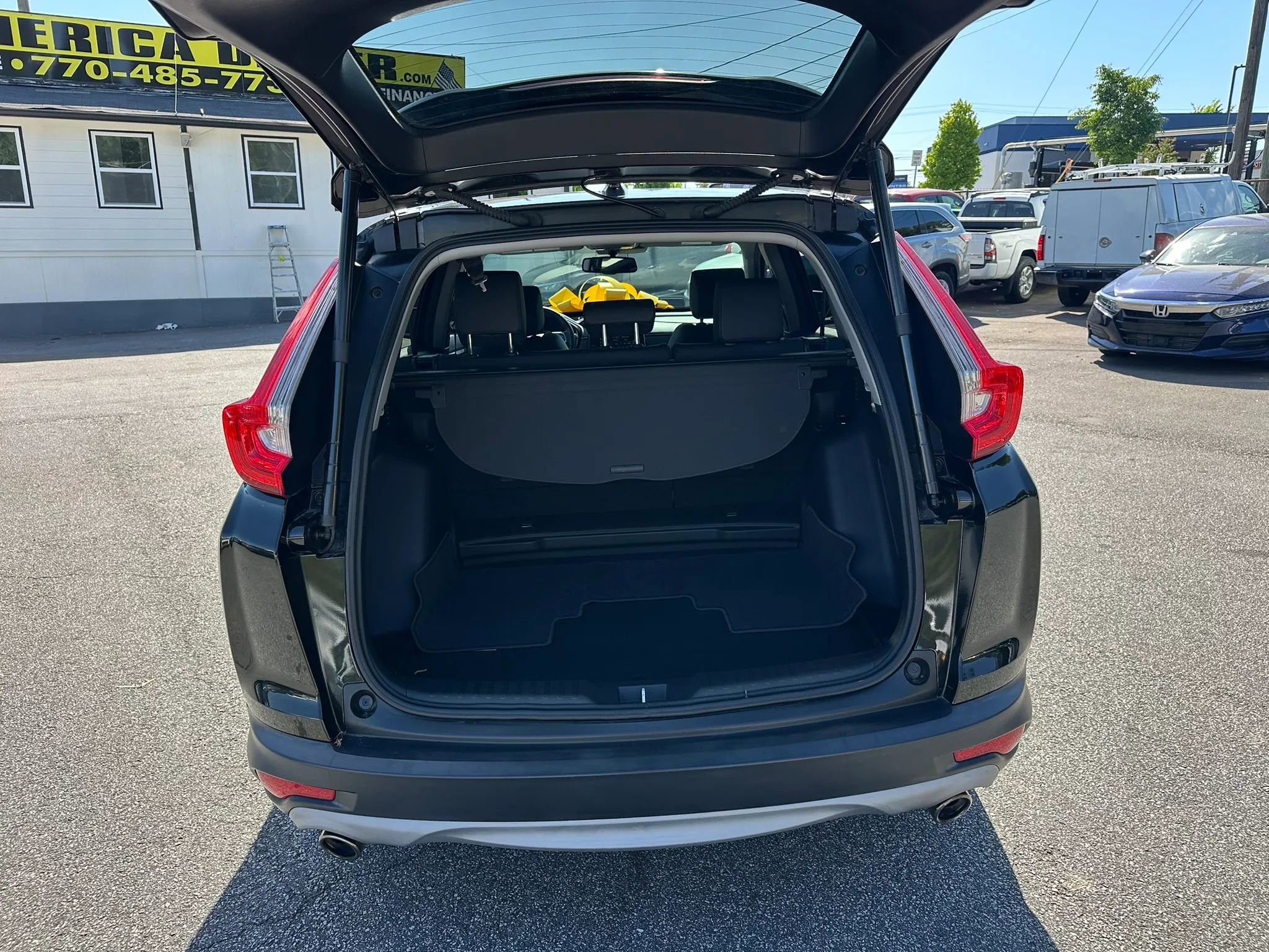 Used 2017 Honda CR-V Touring image 18