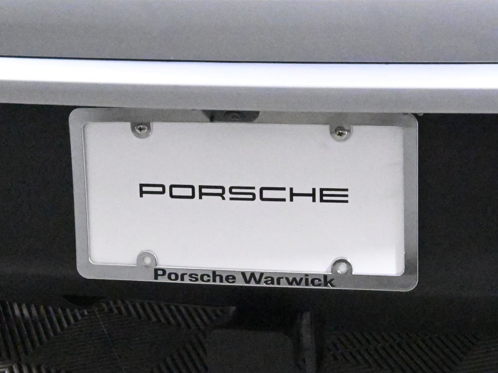 Used 2026 Porsche Macan GTS AWD/4WD image 14