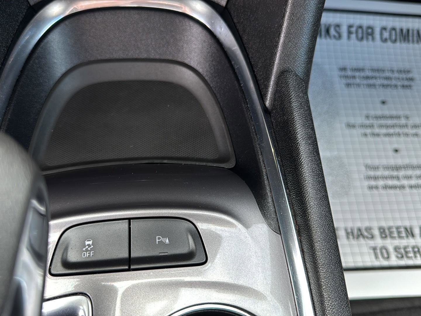 Used 2024 Chevrolet Malibu LT image 15