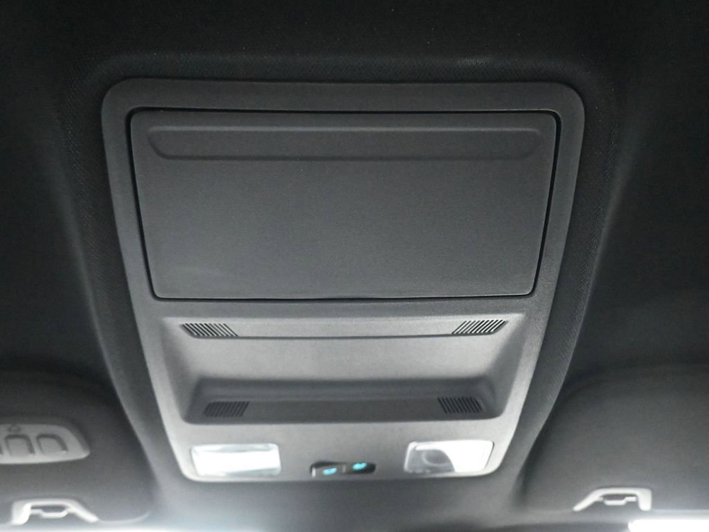 Used 2025 Ford Mustang Dark Horse image 26