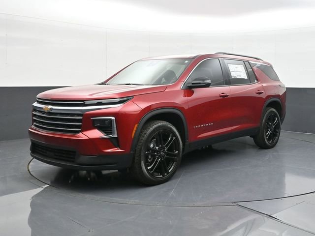 New 2026 Chevrolet Traverse LT w/ LPO, Floor Liner Package FWD image 3