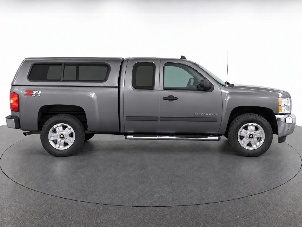 Used 2013 Chevrolet Silverado 1500 LT w/ All-Star Edition AWD/4WD image 8