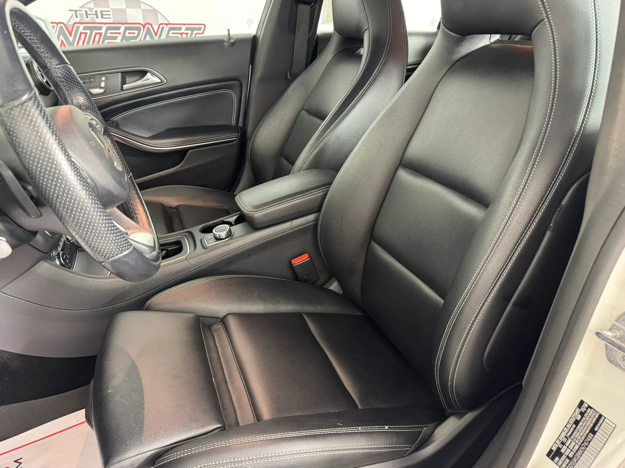 Used 2019 Mercedes-Benz CLA 250 4MATIC image 34