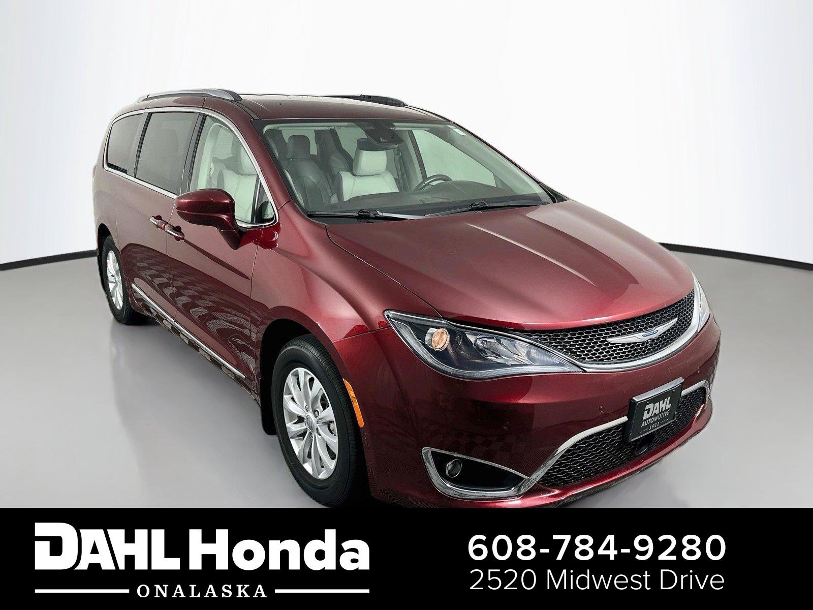 Used 2018 Chrysler Pacifica Touring-L w/ Advanced Safetytec Group