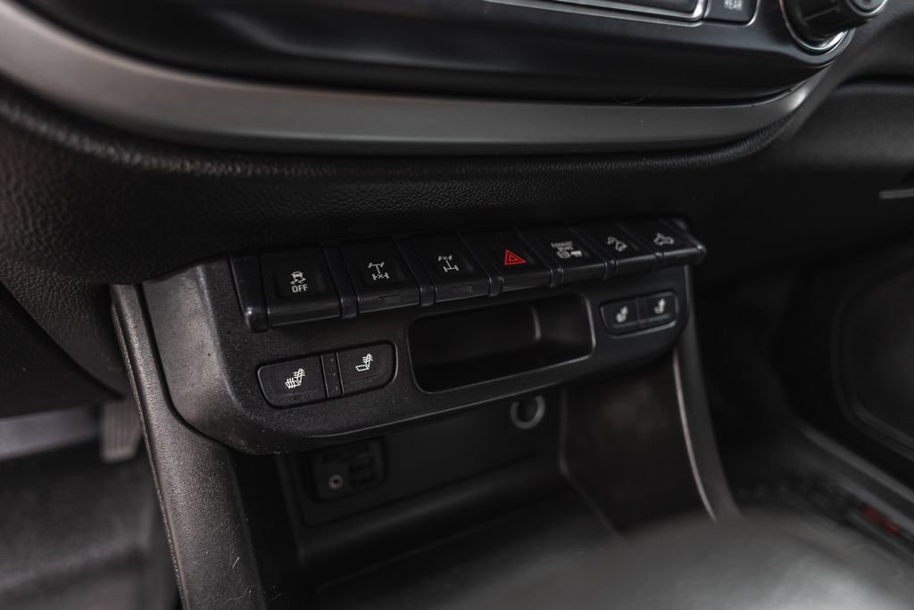 Used 2019 Chevrolet Colorado ZR2 AWD/4WD image 17
