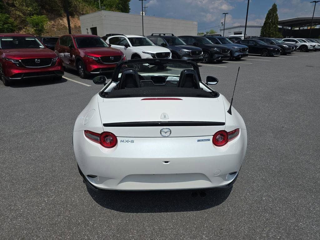 New 2026 MAZDA MX-5 Miata Club w/ Brembo/BBS Recaro Package RWD image 4