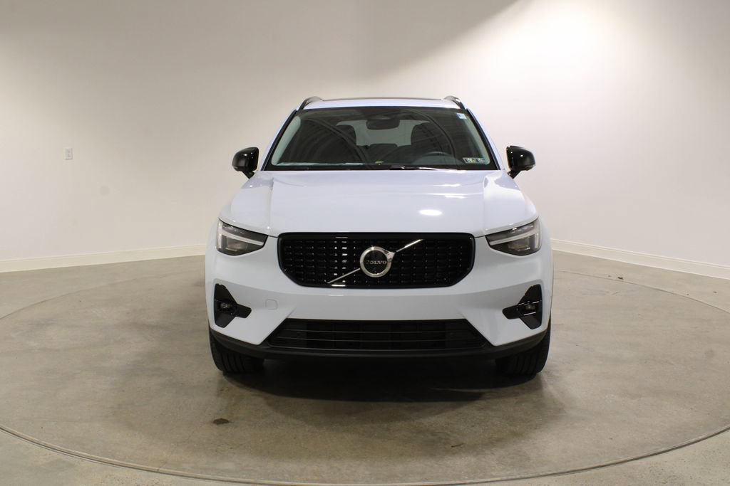 Used 2026 Volvo XC40 B5 Plus w/ Protection Package Premier AWD/4WD image 8