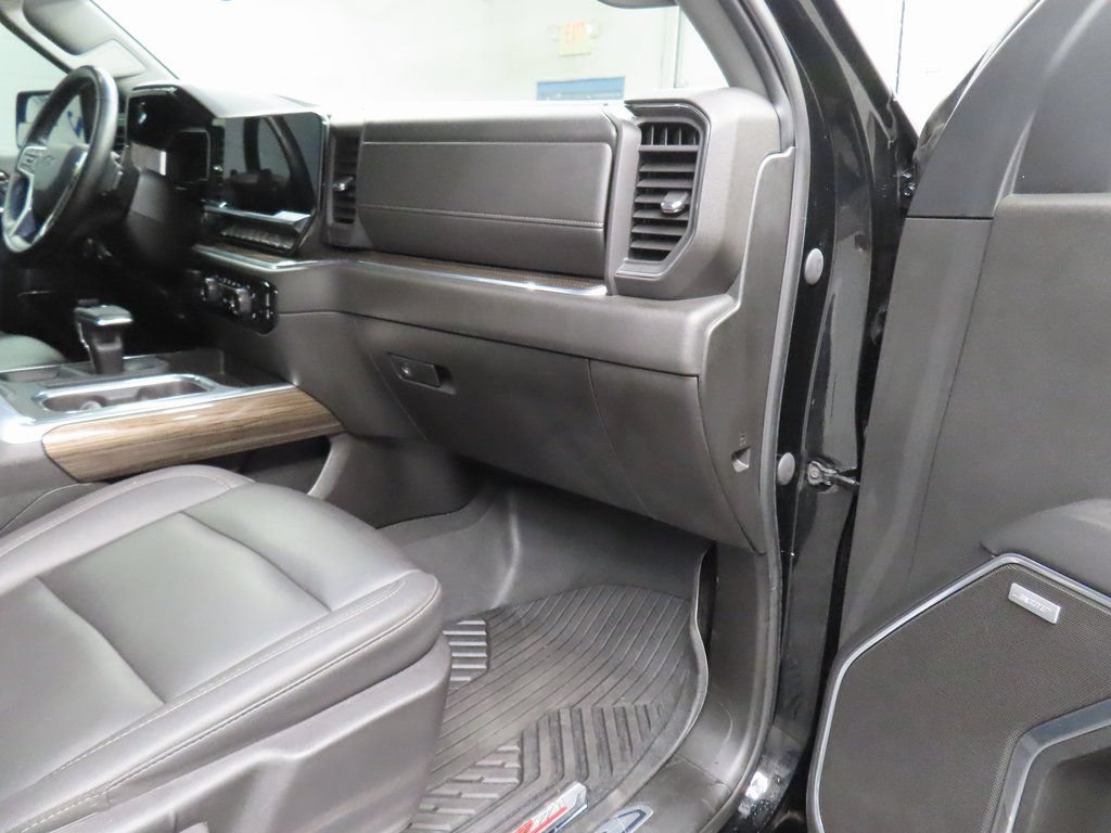 Used 2023 Chevrolet Silverado 1500 RST w/ Convenience Package II AWD/4WD image 27