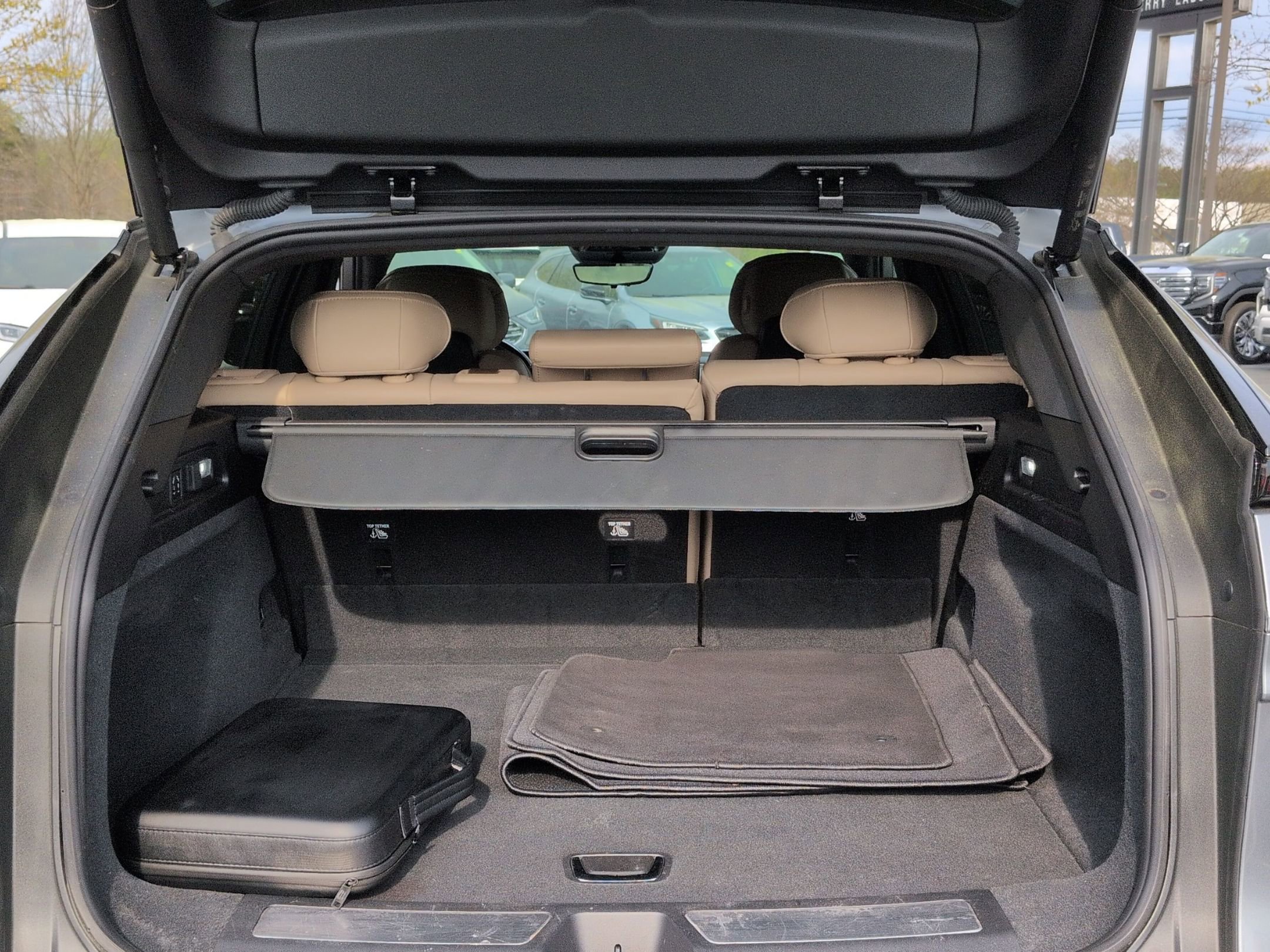 Used 2024 Cadillac Lyriq Sport w/ Nappa Leather Package image 33