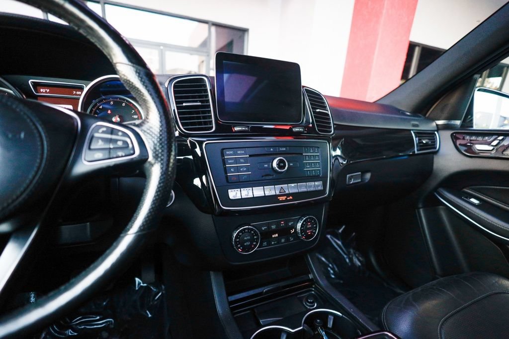 Used 2018 Mercedes-Benz GLS 550 4MATIC image 24