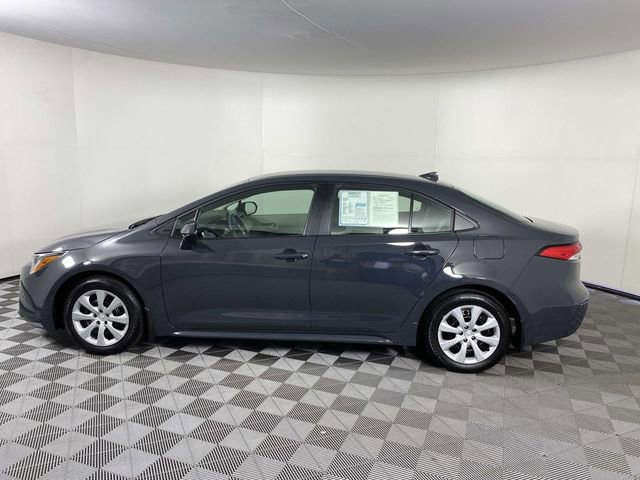 Used 2024 Toyota Corolla LE FWD image 5