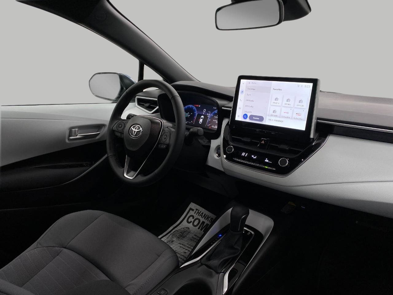 Used 2026 Toyota Corolla SE w/ SE Package image 18