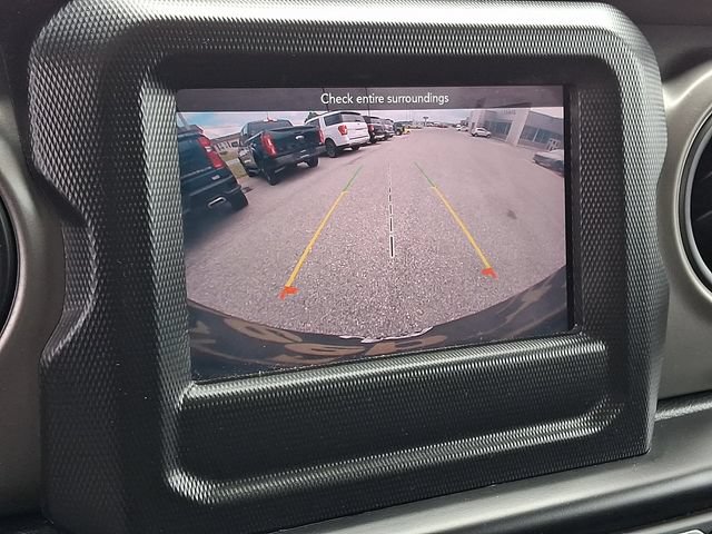 Used 2022 Jeep Wrangler Unlimited Sport AWD/4WD image 4