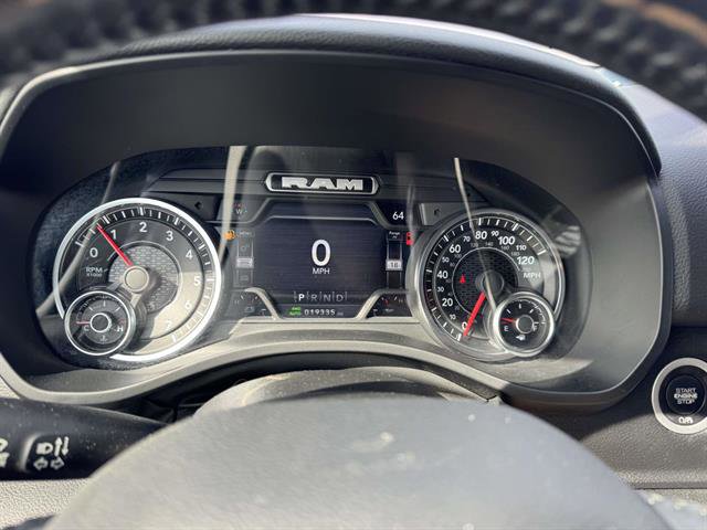 Used 2022 RAM 1500 Big Horn AWD/4WD image 11
