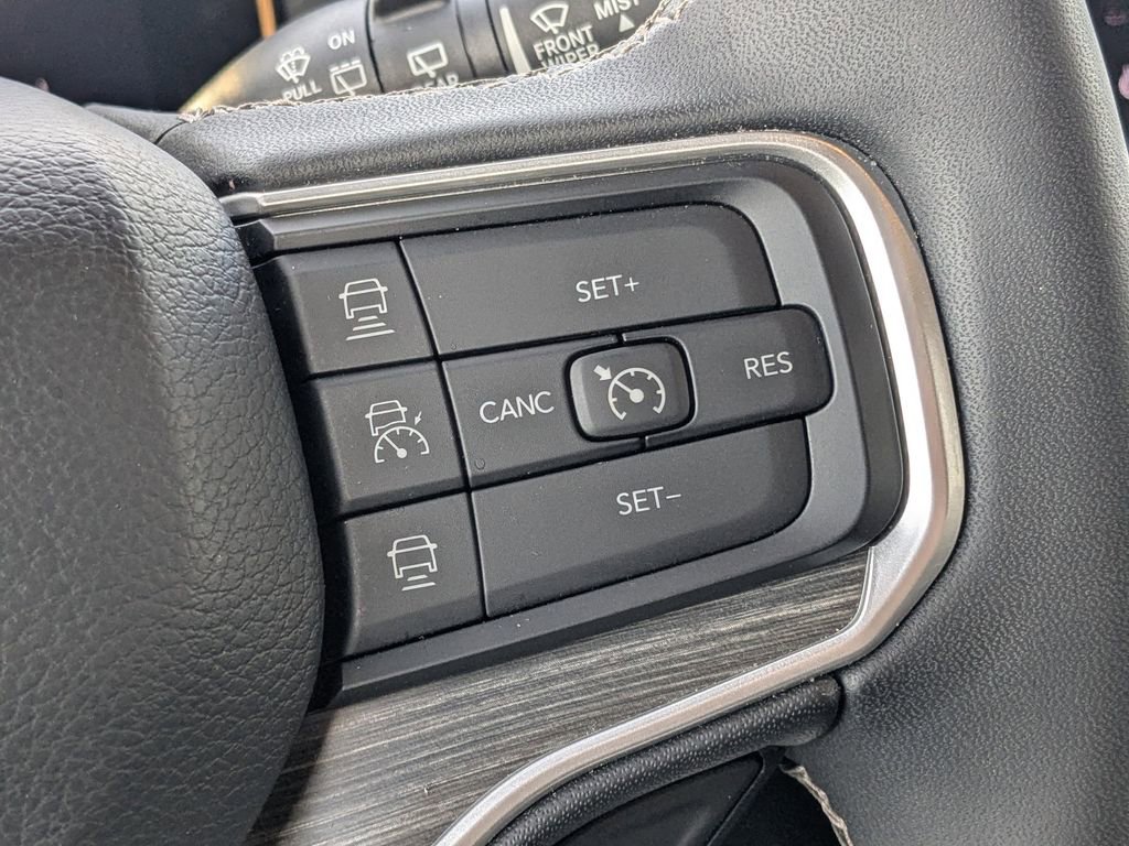 Used 2024 Jeep Wagoneer Series III image 25