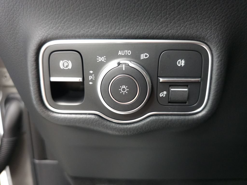 Certified 2025 Mercedes-Benz G 580 w/ Manufactur Interior Package image 10