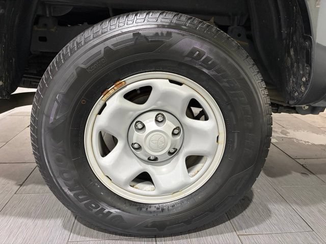 Used 2023 Toyota Tacoma SR AWD/4WD image 24