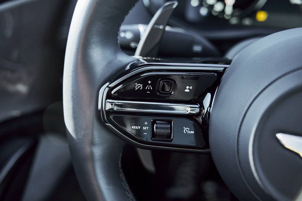 Used 2025 Aston Martin DBX 707 image 58