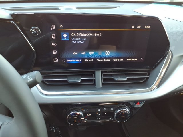 New 2026 Chevrolet Trax LT w/ Sunroof Package FWD image 11