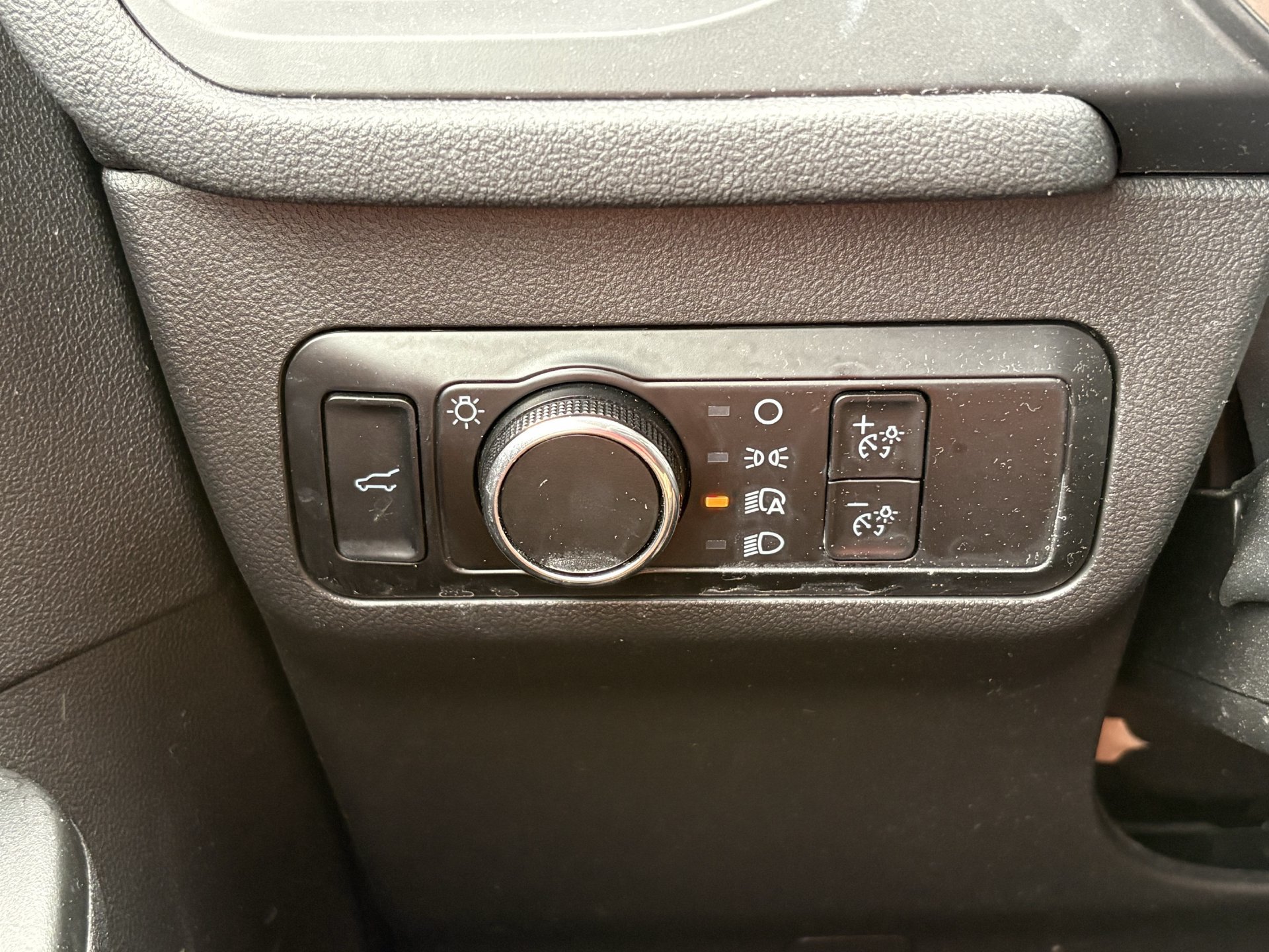 Used 2023 Ford Escape Active w/ Tech Pack #2 FWD image 10
