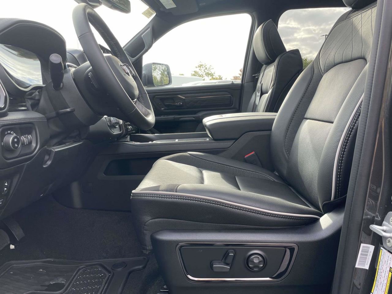 New 2026 RAM 1500 Limited image 23