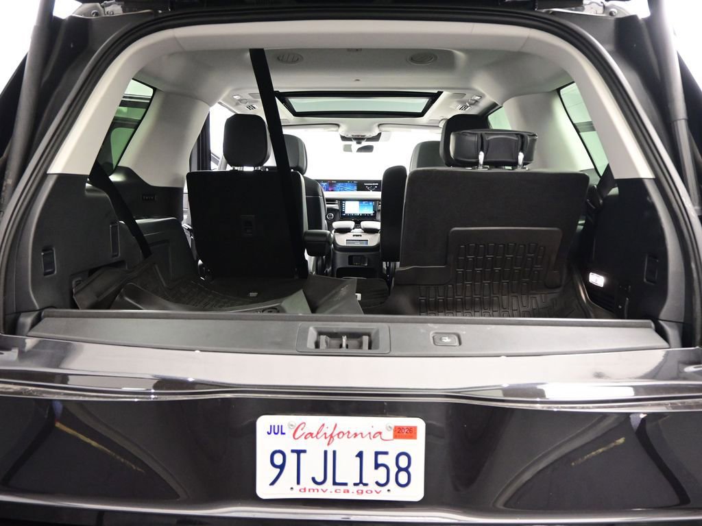 Used 2025 Lincoln Navigator Reserve AWD/4WD image 28