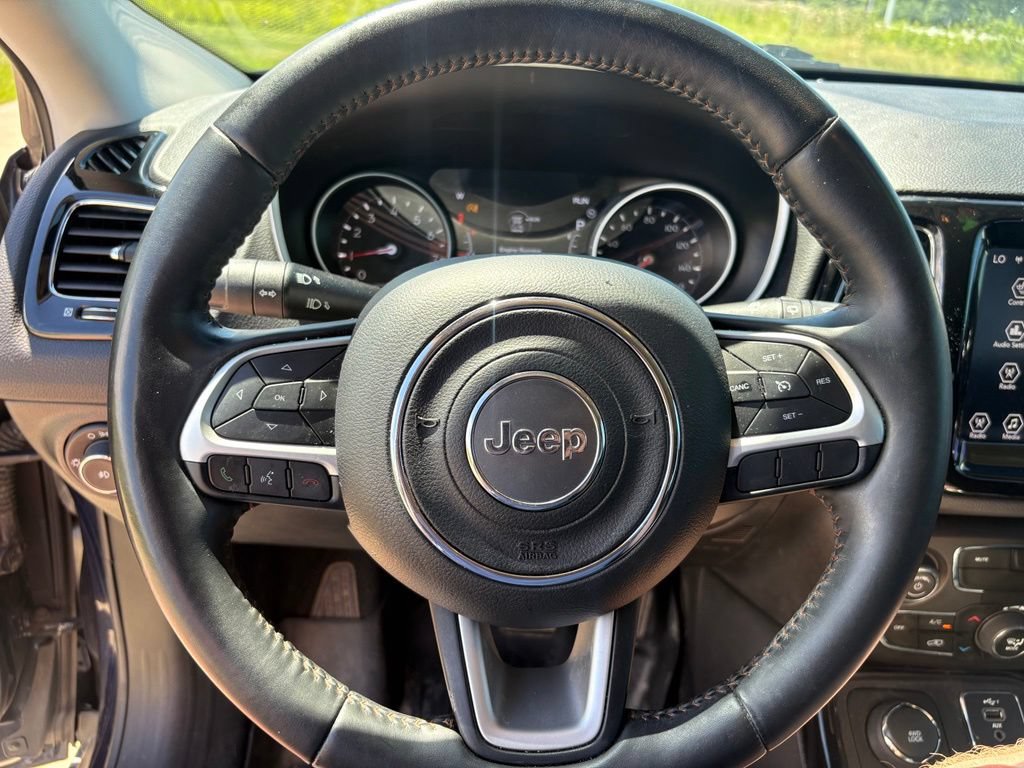 Used 2019 Jeep Compass Limited AWD/4WD image 21