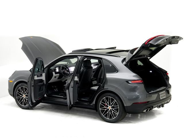 New 2026 Porsche Cayenne S image 29