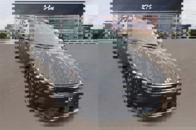 New 2025 Kia K4 EX image 9