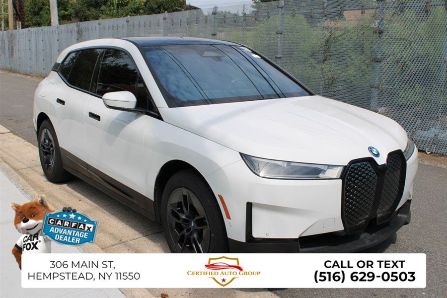Used 2023 BMW iX xDrive50 AWD/4WD image 4