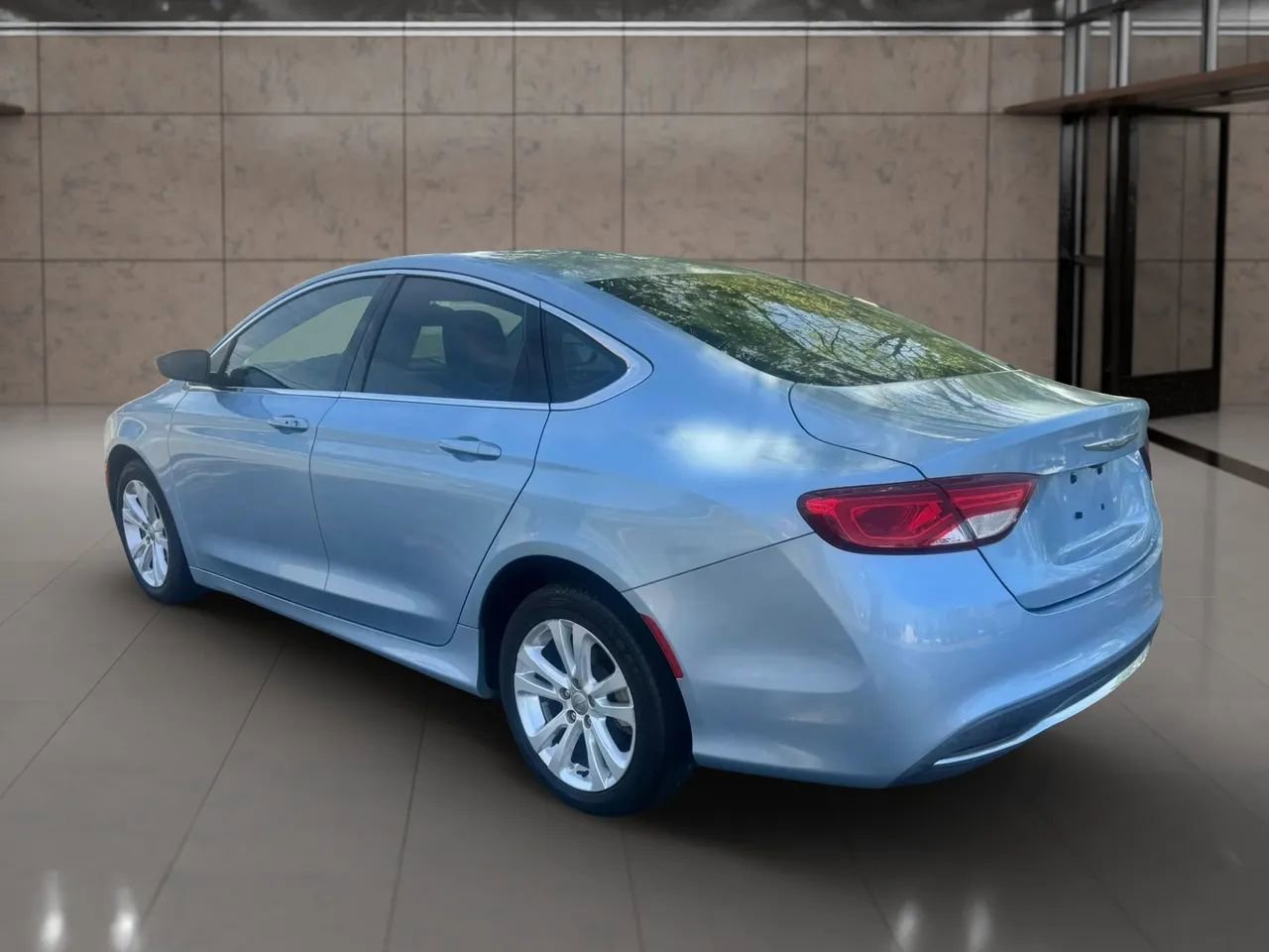Used 2015 Chrysler 200 Limited image 3