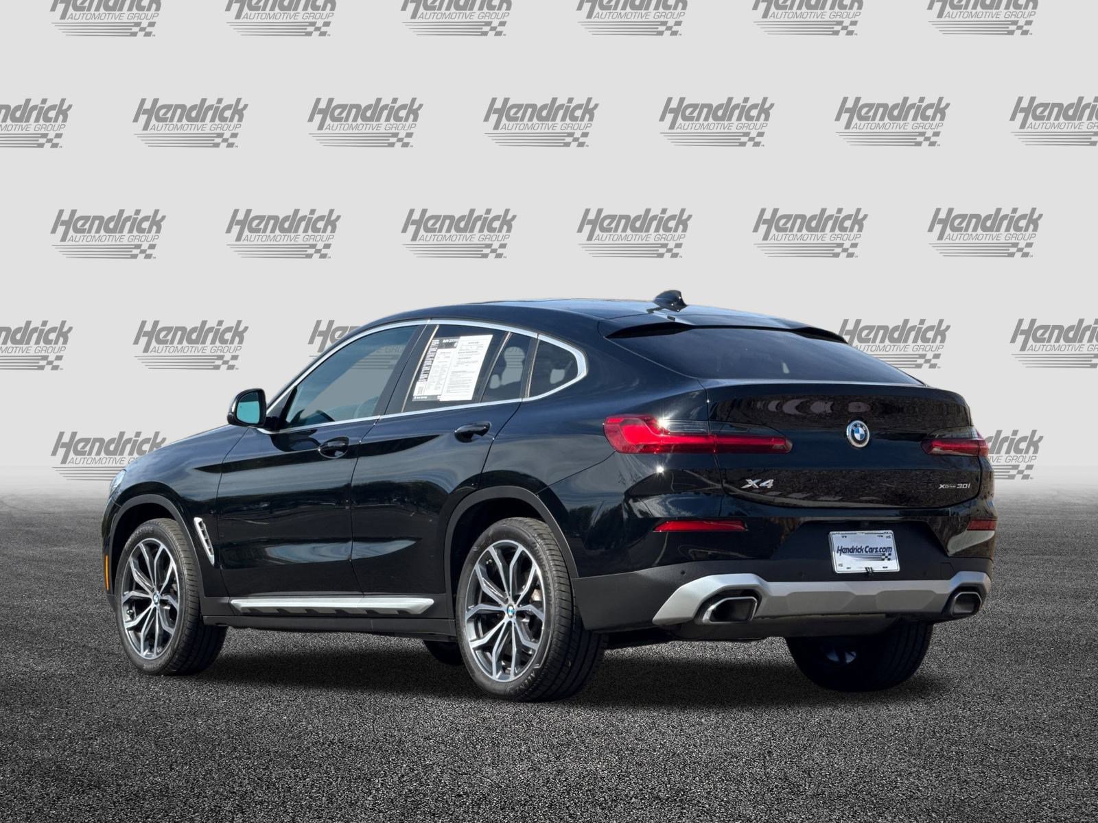 Certified 2023 BMW X4 xDrive30i w/ Premium Package image 7