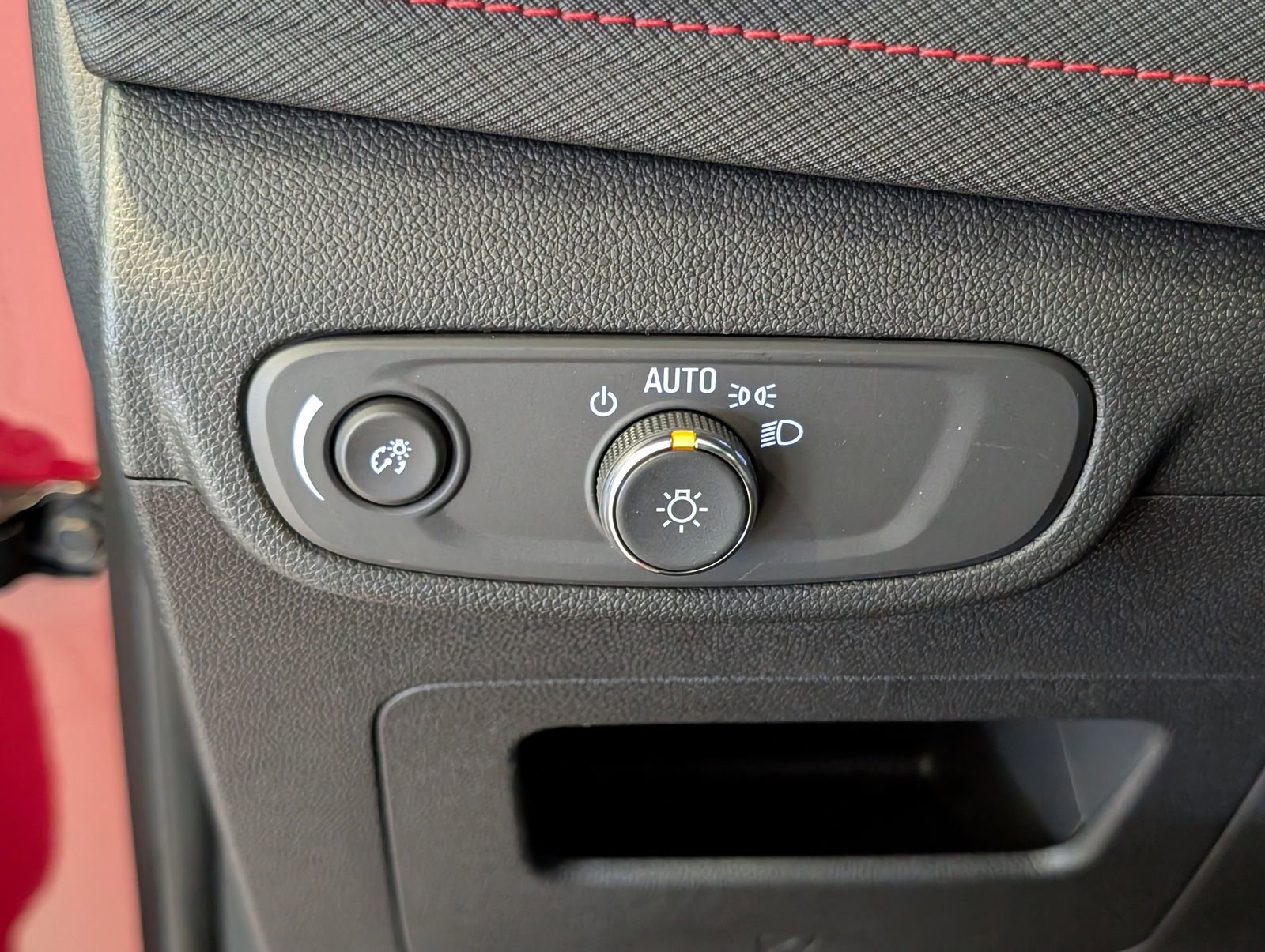 New 2026 Chevrolet TrailBlazer RS w/ Convenience Package image 18