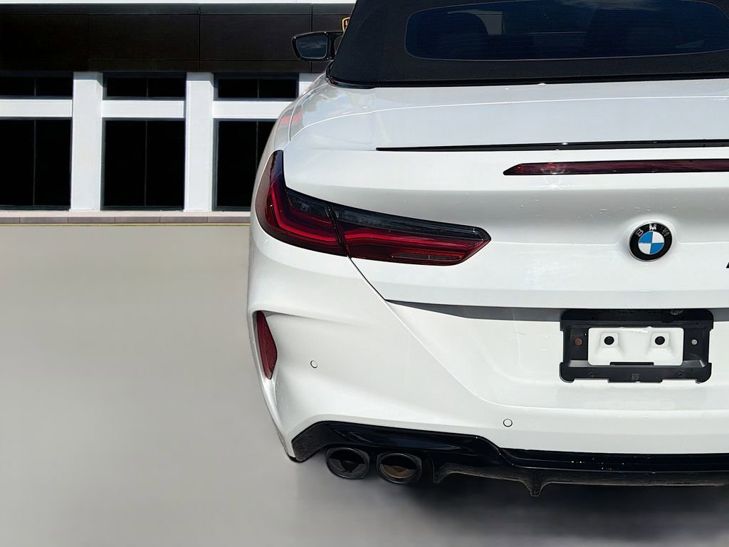 Used 2025 BMW M8 Competition image 12