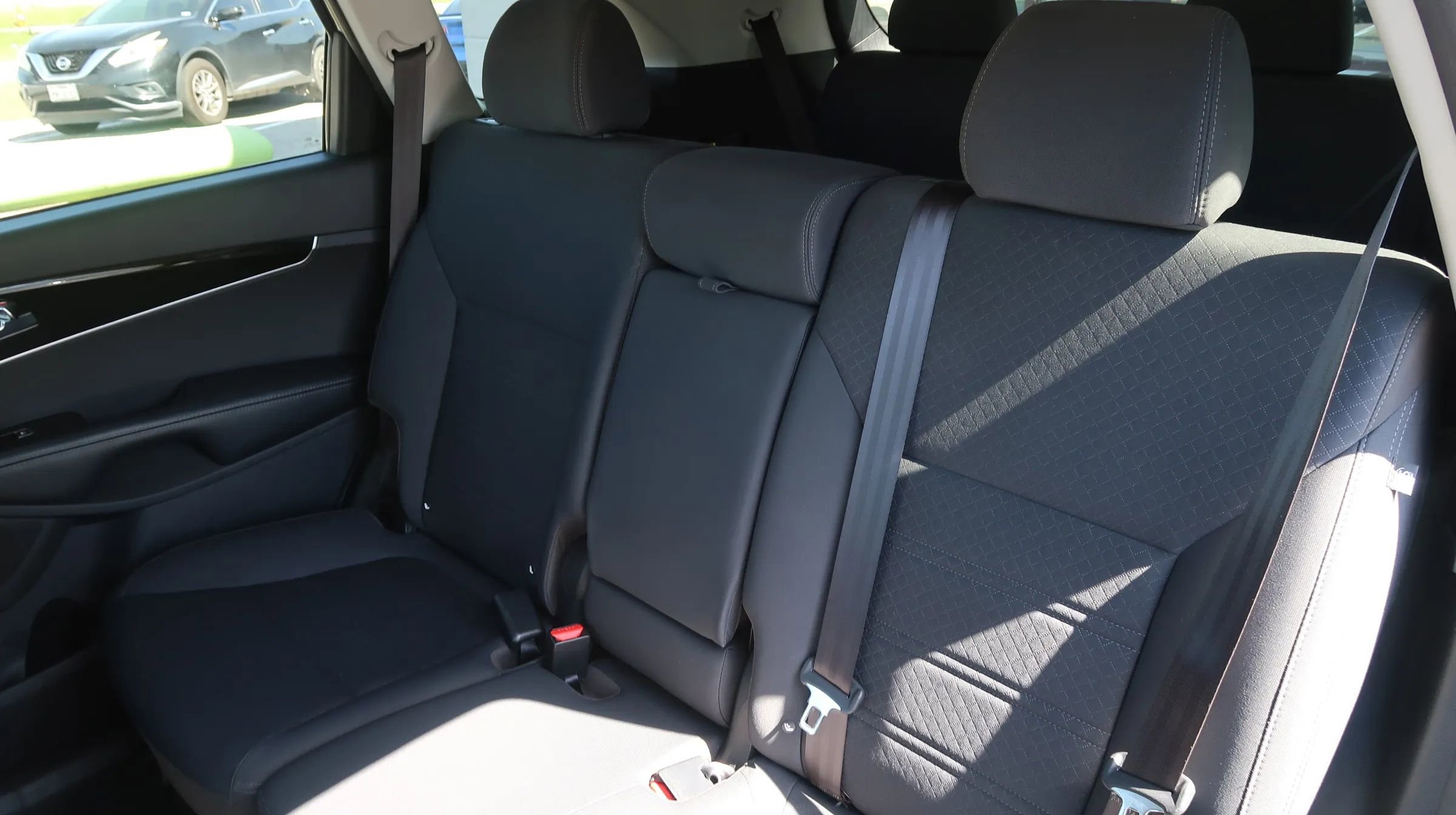 Used 2019 Kia Sorento S image 19