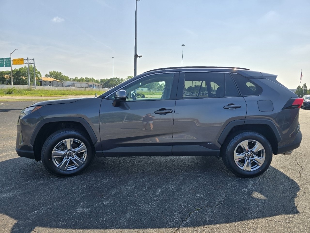 Certified 2023 Toyota RAV4 XLE w/ XLE Grade Weather Package AWD/4WD image 13