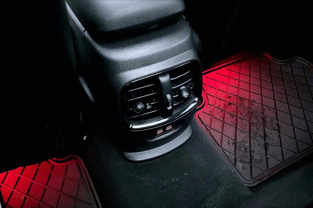 Used 2024 MINI Cooper Clubman S image 12