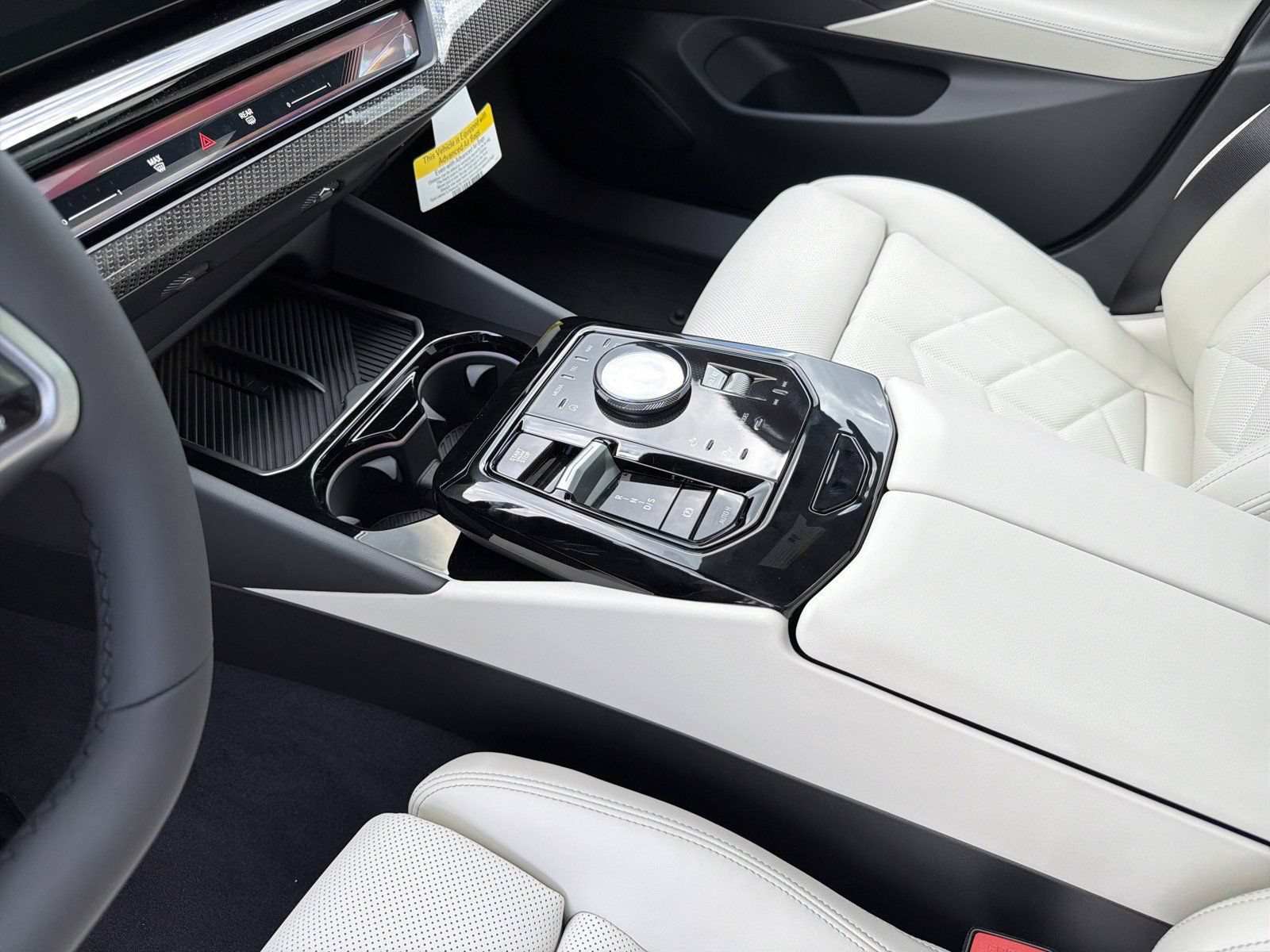 New 2027 BMW 550e xDrive AWD/4WD image 23