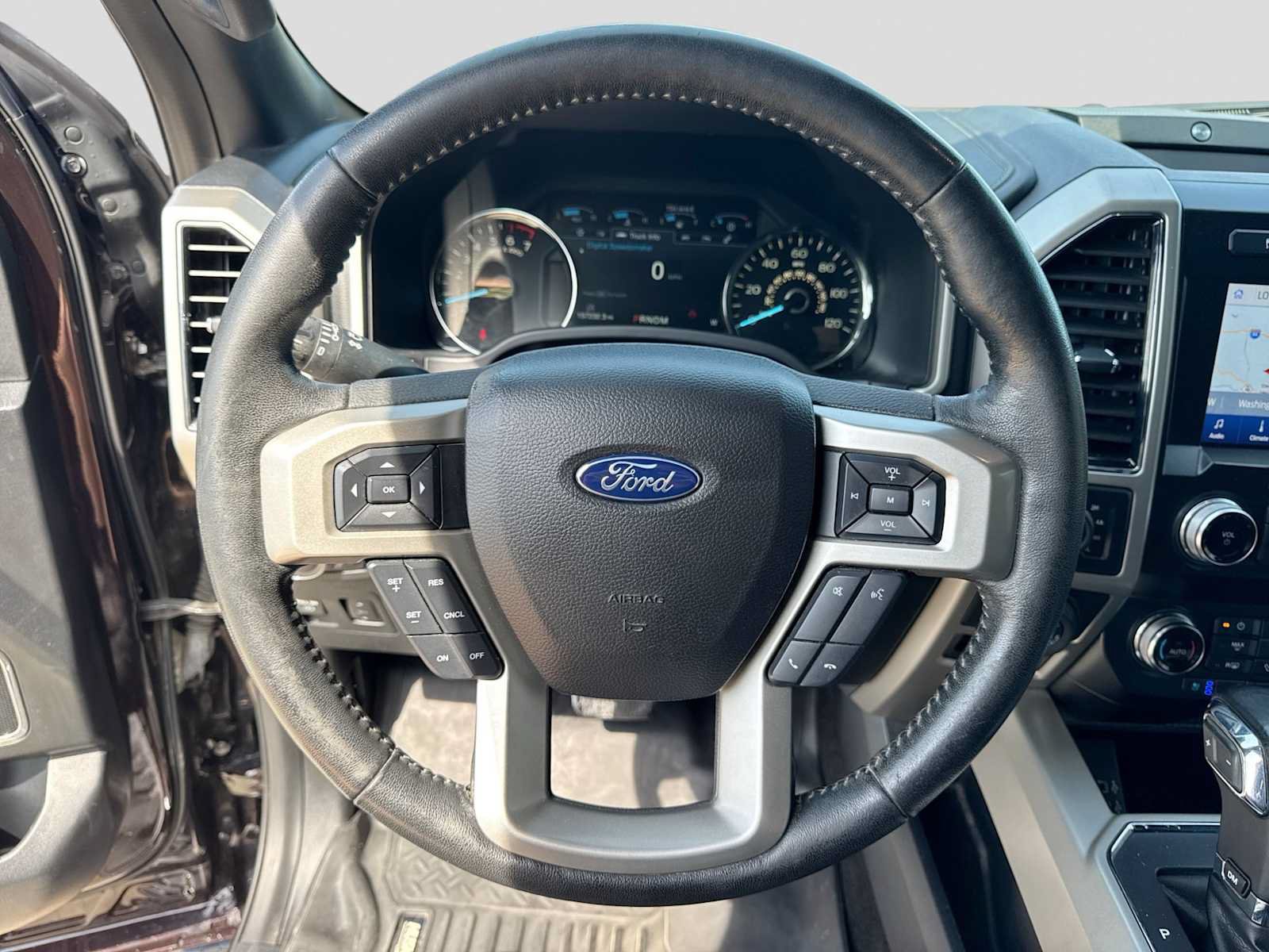 Used 2020 Ford F150 Lariat w/ Equipment Group 502A Luxury AWD/4WD image 22