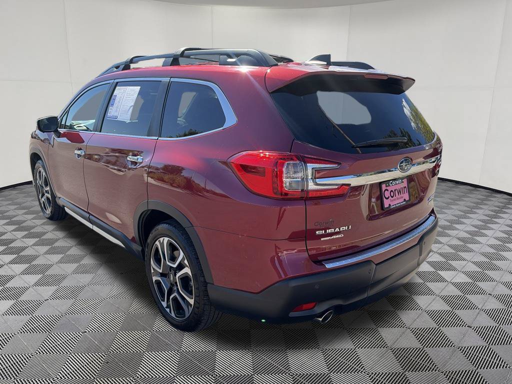Used 2023 Subaru Ascent Touring AWD/4WD image 6