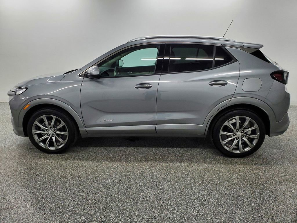 Used 2024 Buick Encore GX Avenir w/ Avenir Convenience Package image 8