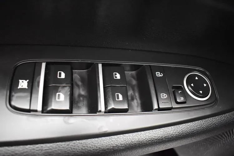 Used 2024 Kia Forte LXS FWD image 20