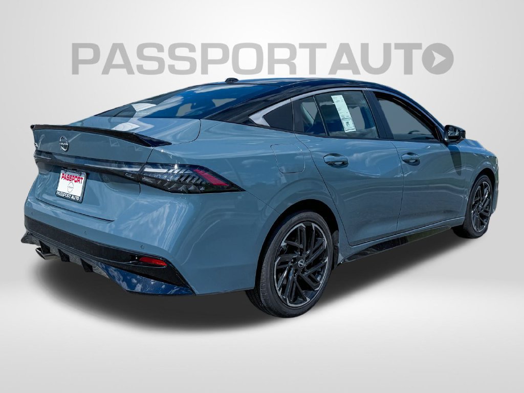 New 2027 Nissan Sentra SR FWD image 5