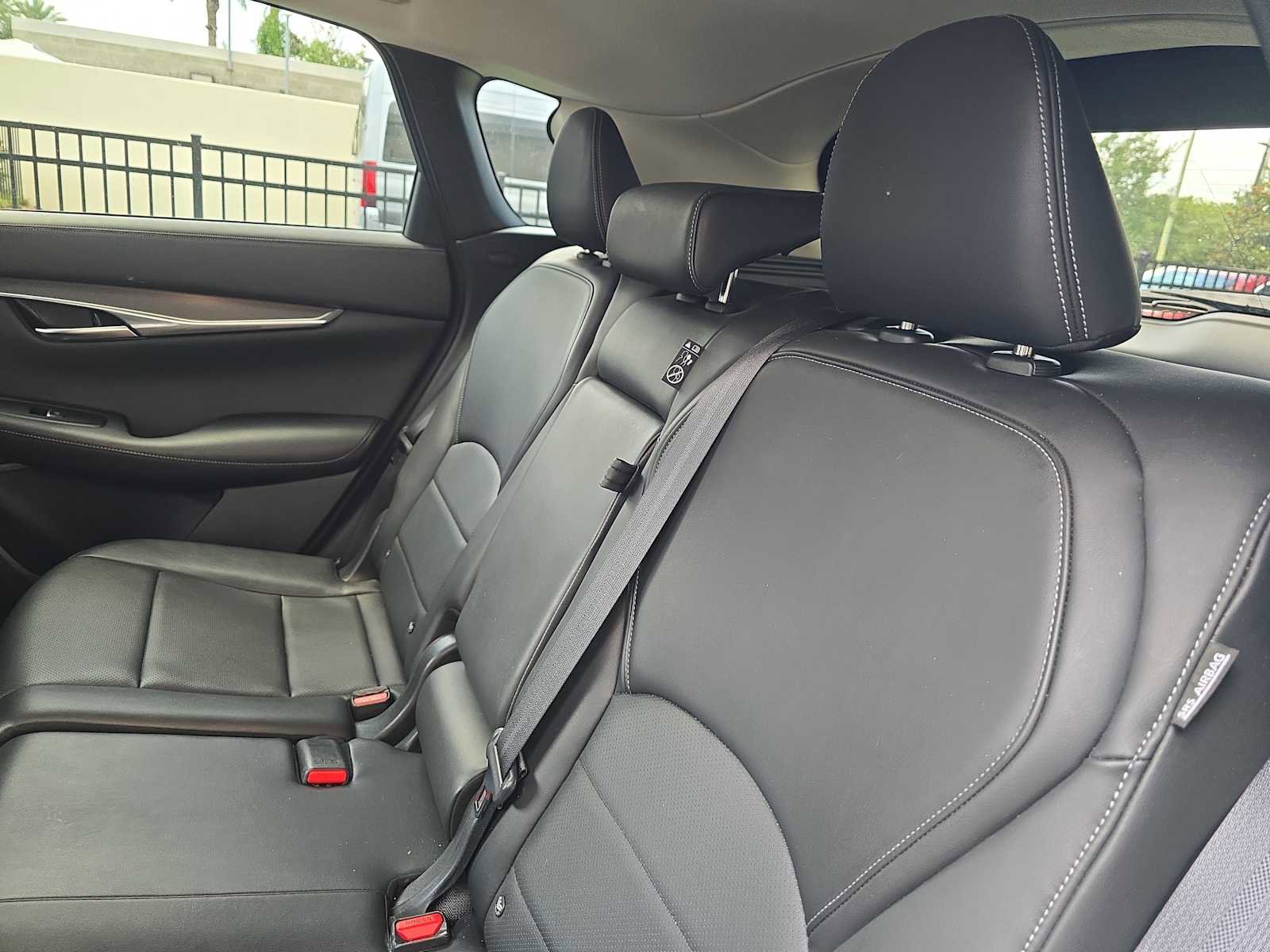 Used 2023 INFINITI QX50 Luxe FWD image 10