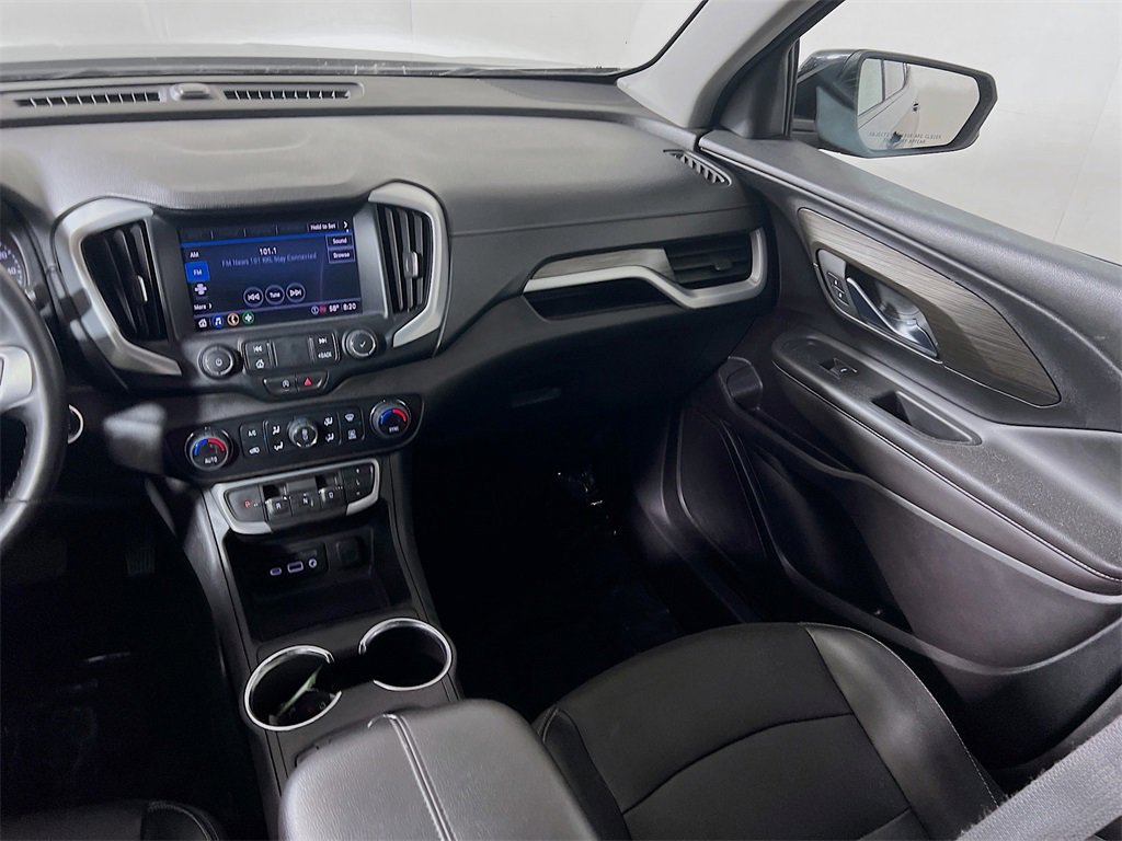 Used 2023 GMC Terrain SLT image 21
