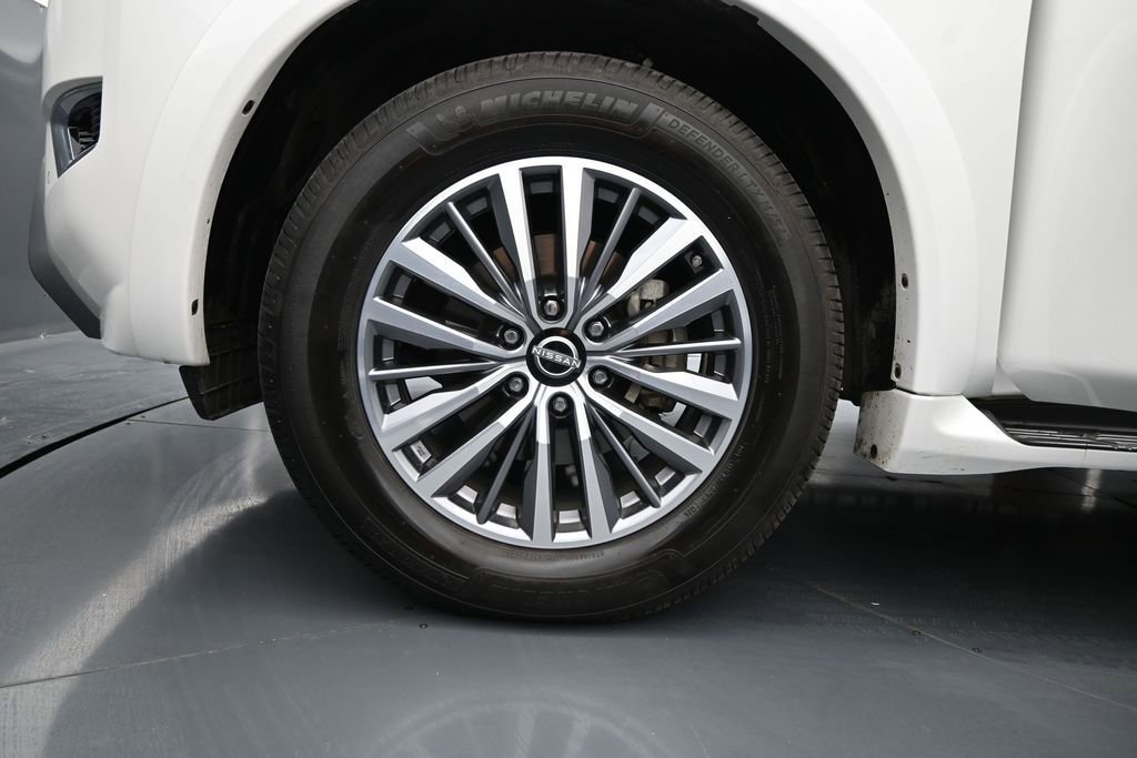 Used 2022 Nissan Armada SL RWD image 32