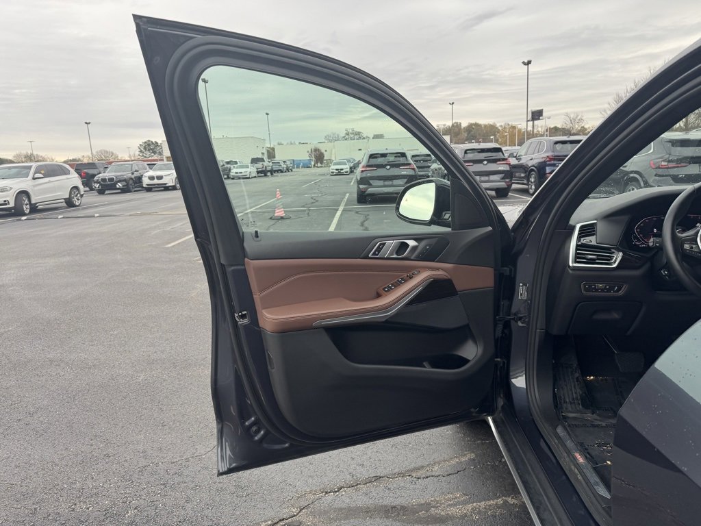 Used 2019 BMW X5 xDrive40i w/ Convenience Package image 12