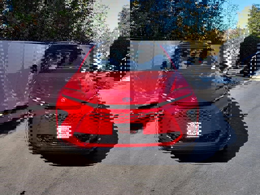 New 2025 Toyota Crown Signia image 2