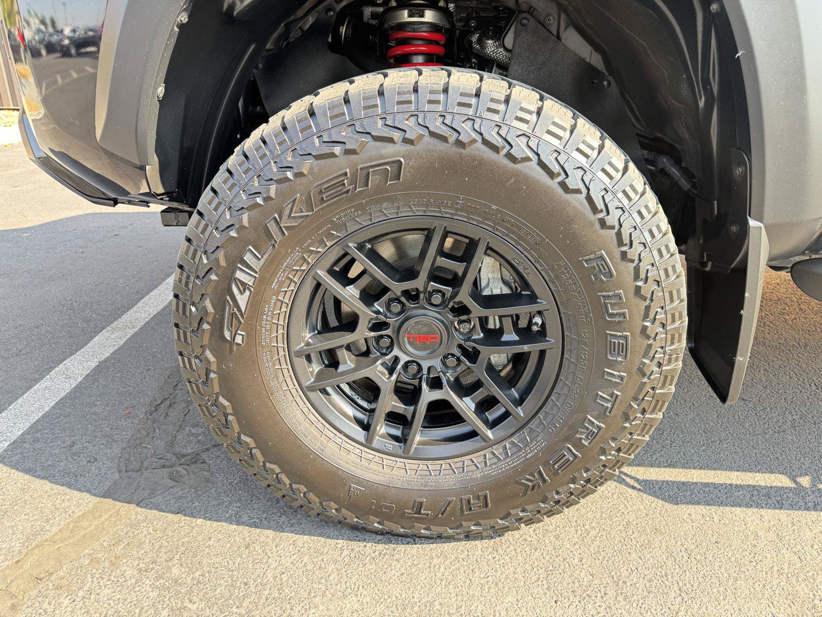 Used 2020 Toyota Tacoma TRD Pro AWD/4WD image 9